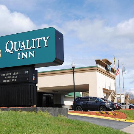 Quality Inn Windsor Mill Bagian luar foto