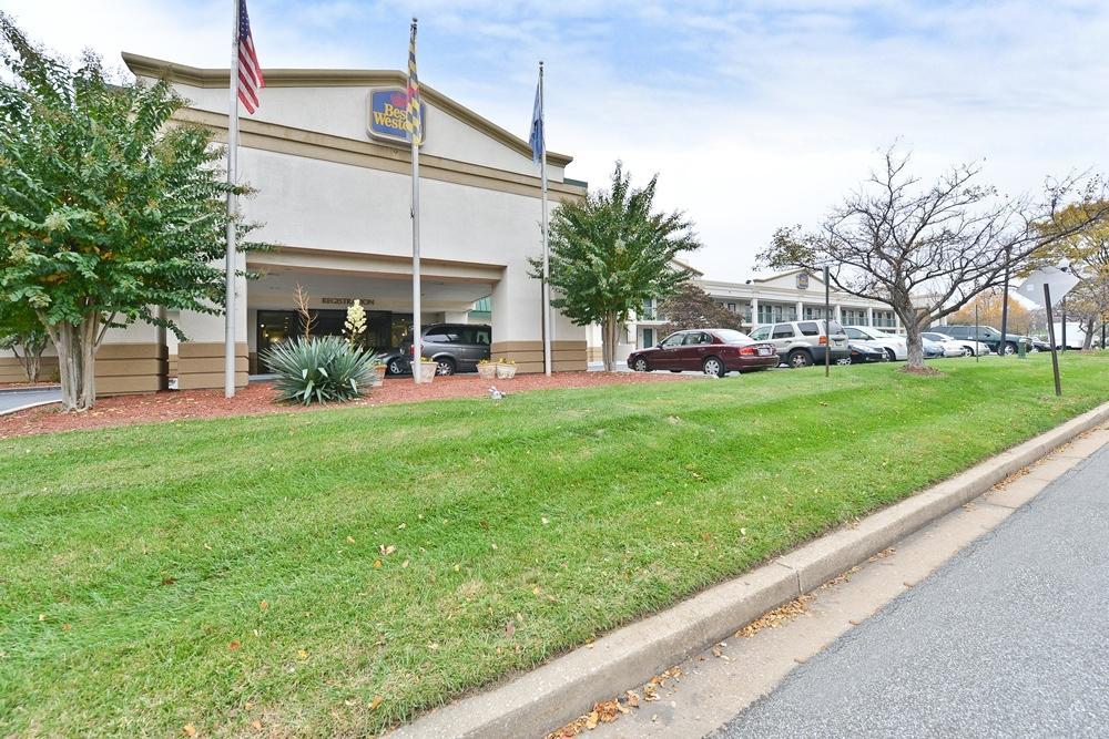 Quality Inn Windsor Mill Bagian luar foto