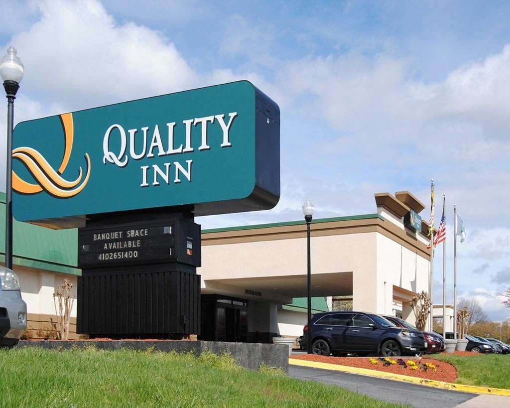 Quality Inn Windsor Mill Bagian luar foto
